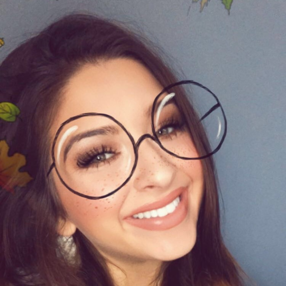 Meet your Posher, Alainna